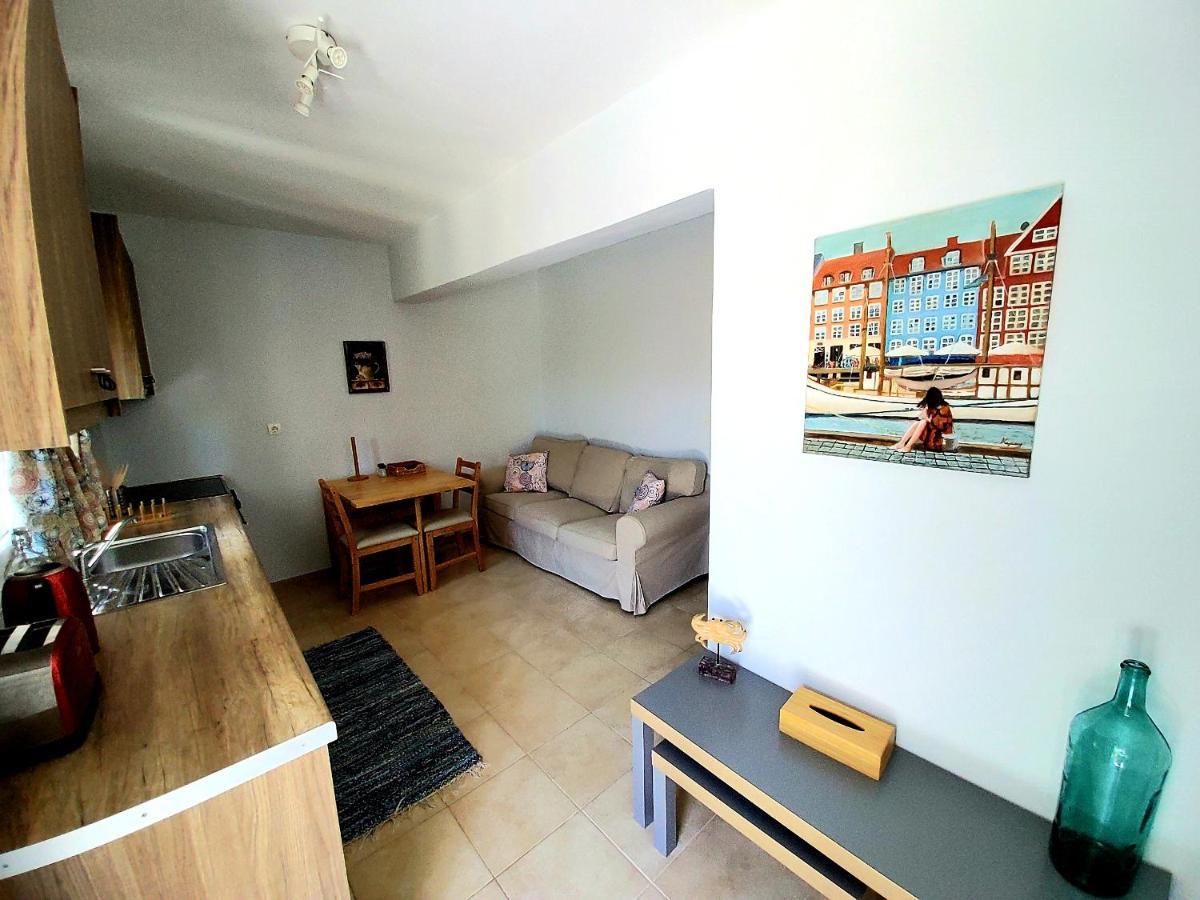 Nefeli Apartment Livadi  Екстериор снимка