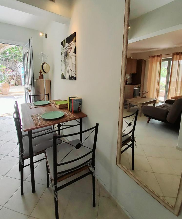 Nefeli Apartment Livadi  Екстериор снимка